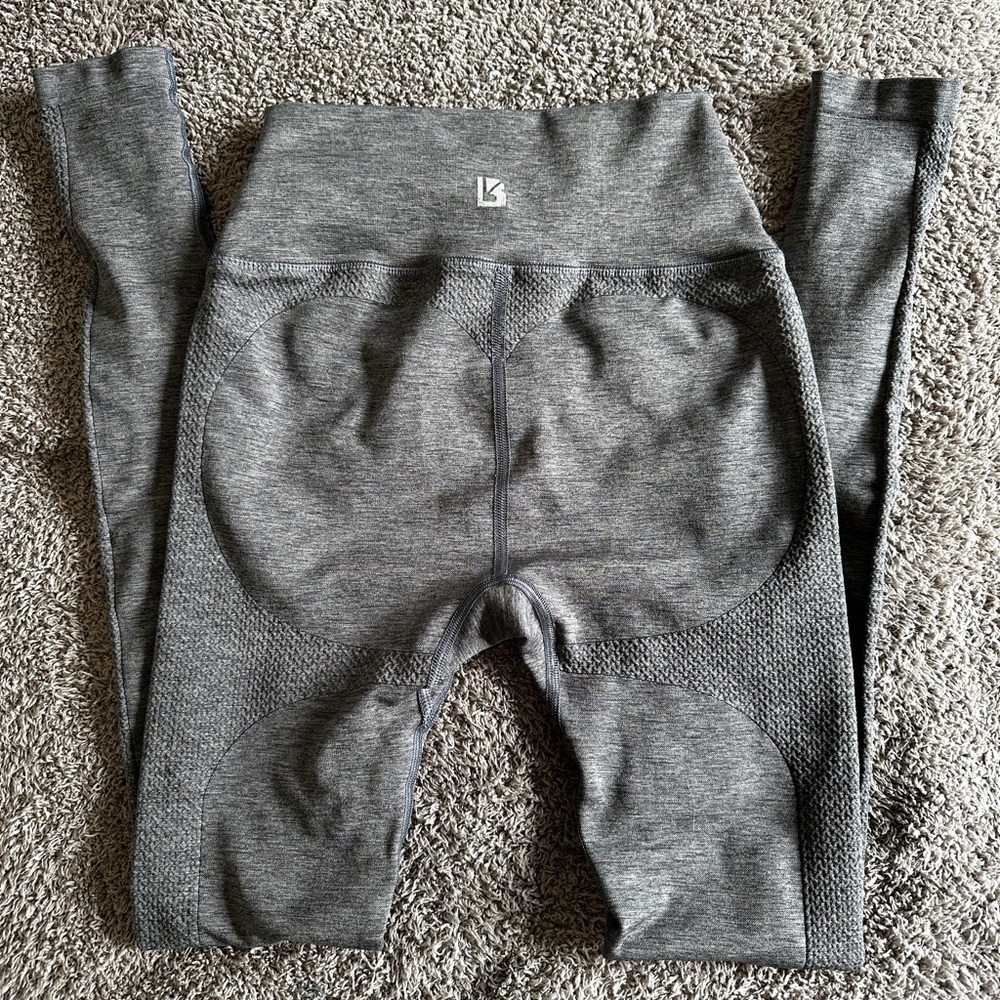 Buff Bunny leggings